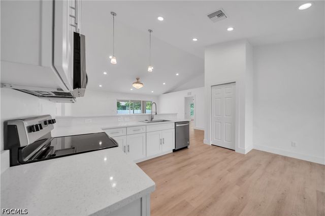 2007 NW 21ST ST, Cape Coral, FL 33993