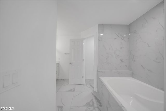 2007 NW 21ST ST, Cape Coral, FL 33993