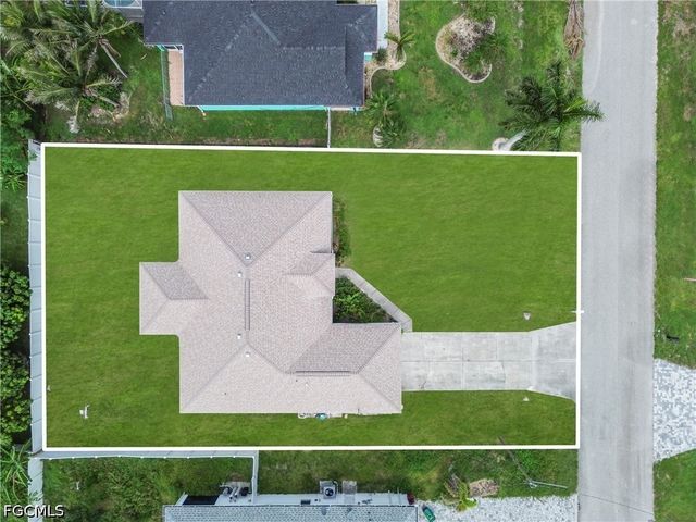 2007 NW 21ST ST, Cape Coral, FL 33993