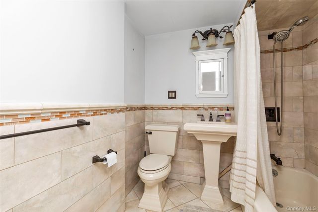 7104 67th Place, Ridgewood, NY 11385