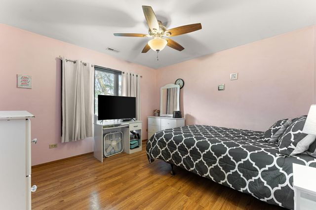 100 Plum Creek Drive Apt.3, Schererville, IN 46375