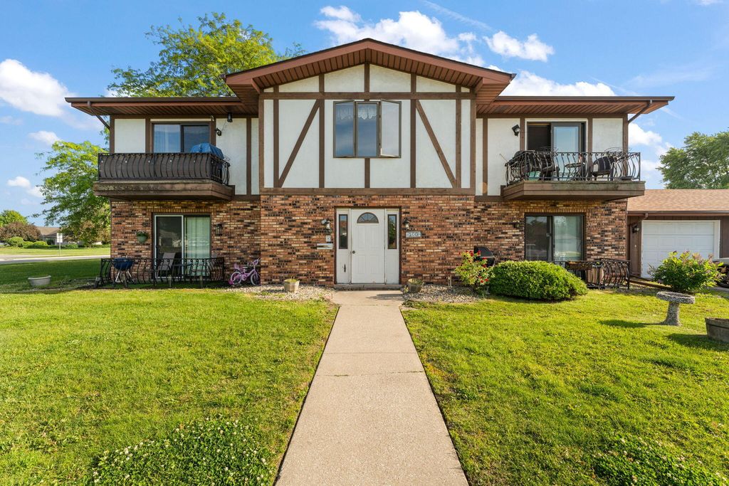 100 Plum Creek Drive Apt.3, Schererville, IN 46375