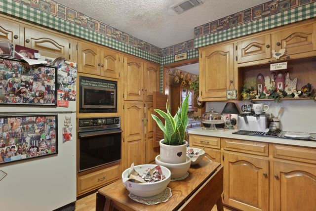 12869 N Highway 259, Omaha, TX 75571