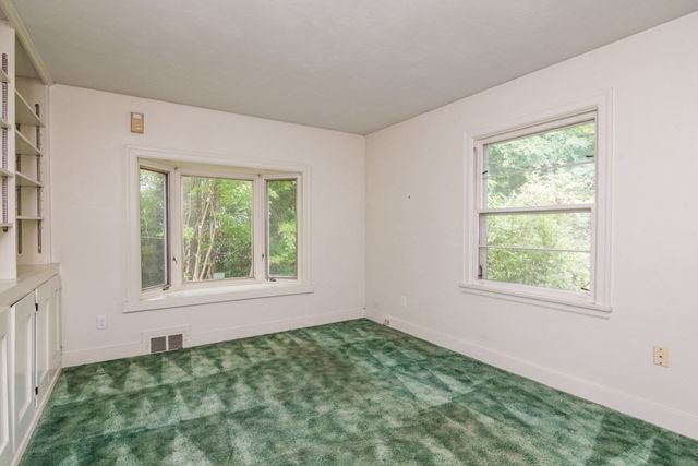 136 Lincoln Avenue, Amherst, MA 01002