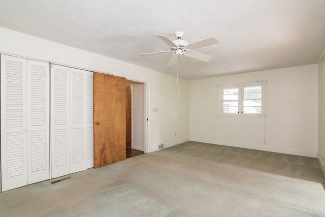 136 Lincoln Avenue, Amherst, MA 01002
