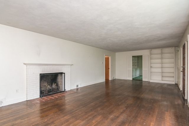 136 Lincoln Avenue, Amherst, MA 01002