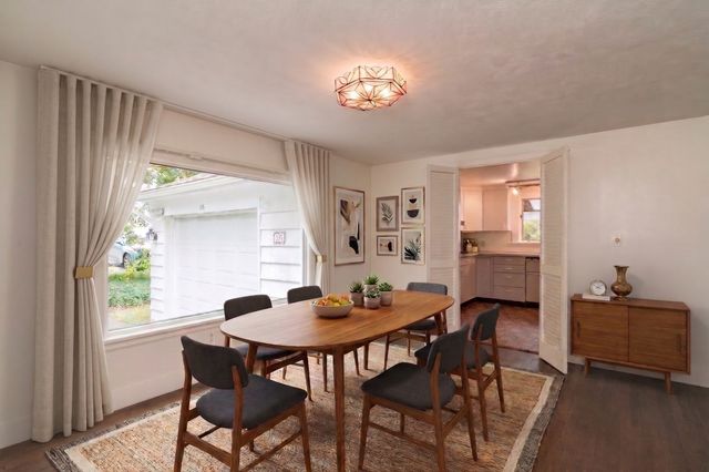 136 Lincoln Avenue, Amherst, MA 01002