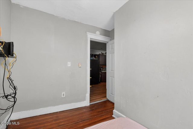 912-914 Cutler Street, Schenectady, NY 12303