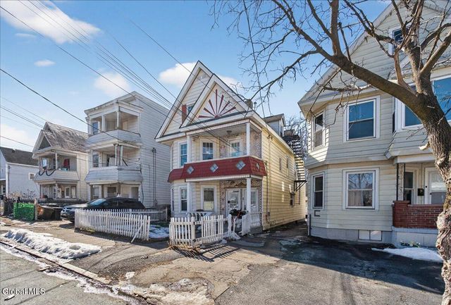 912-914 Cutler Street, Schenectady, NY 12303