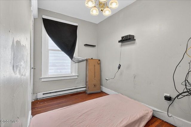 912-914 Cutler Street, Schenectady, NY 12303