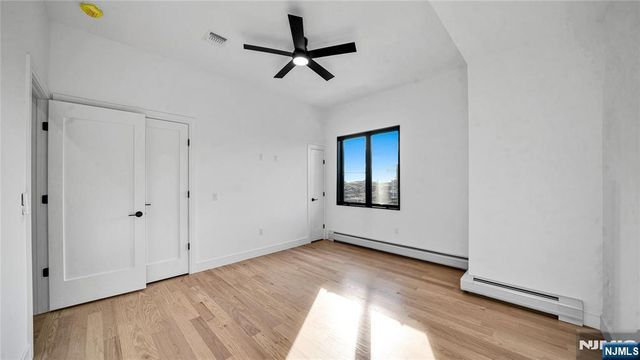 500 2nd A, Palisades Park, NJ 07650