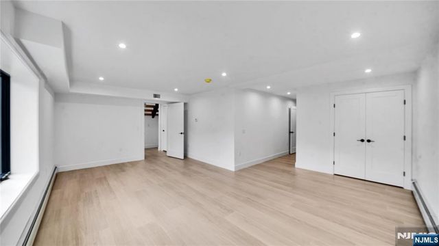 500 2nd A, Palisades Park, NJ 07650
