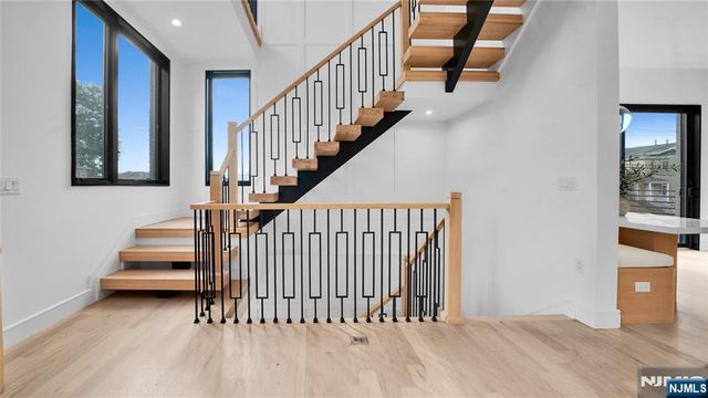 500 2nd A, Palisades Park, NJ 07650