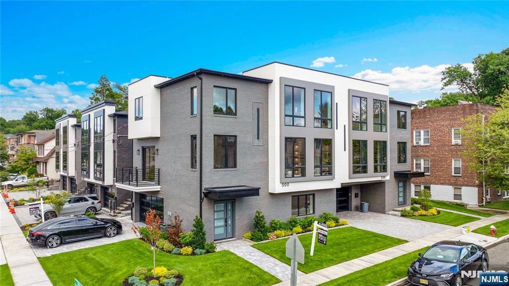 500 2nd A, Palisades Park, NJ 07650