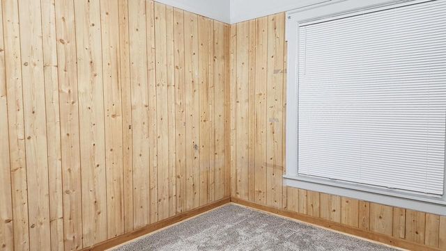 1527 N 33rd STREET, Milwaukee, WI 53208