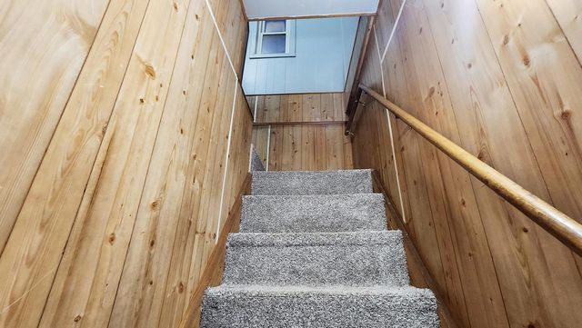 1527 N 33rd STREET, Milwaukee, WI 53208