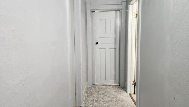 1527 N 33rd STREET, Milwaukee, WI 53208