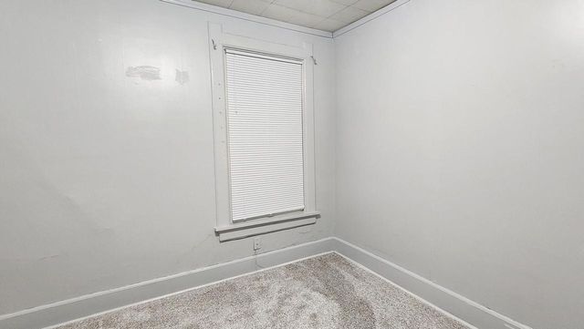 1527 N 33rd STREET, Milwaukee, WI 53208