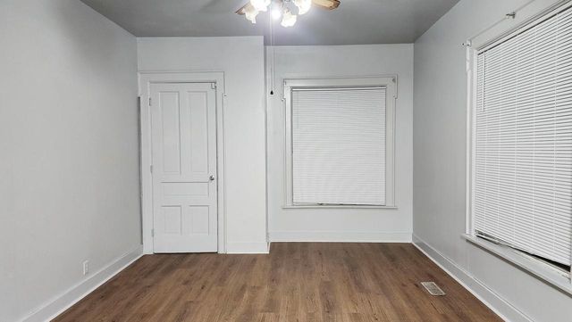 1527 N 33rd STREET, Milwaukee, WI 53208