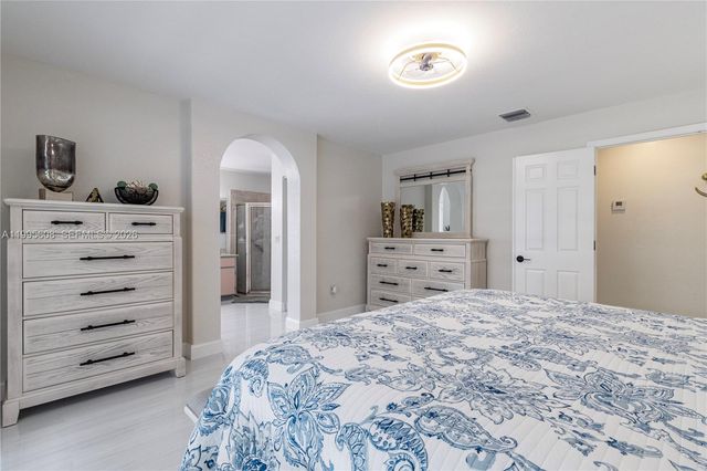 19971 MIDWAY BLVD, Port Charlotte, FL 33948