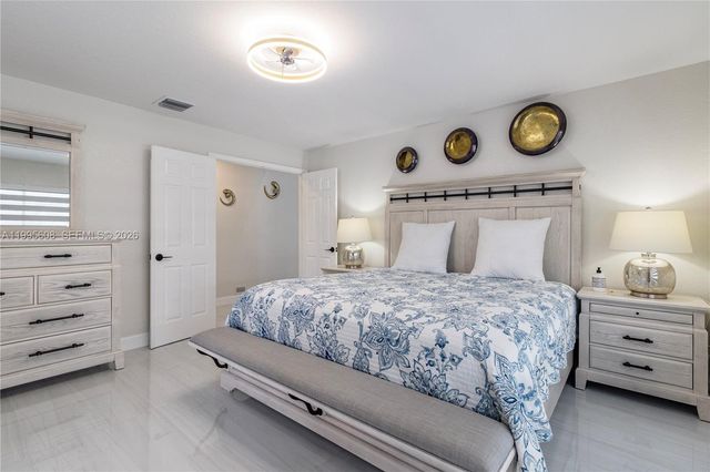 19971 MIDWAY BLVD, Port Charlotte, FL 33948