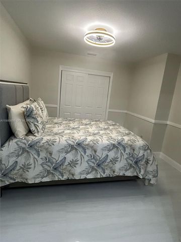 19971 MIDWAY BLVD, Port Charlotte, FL 33948