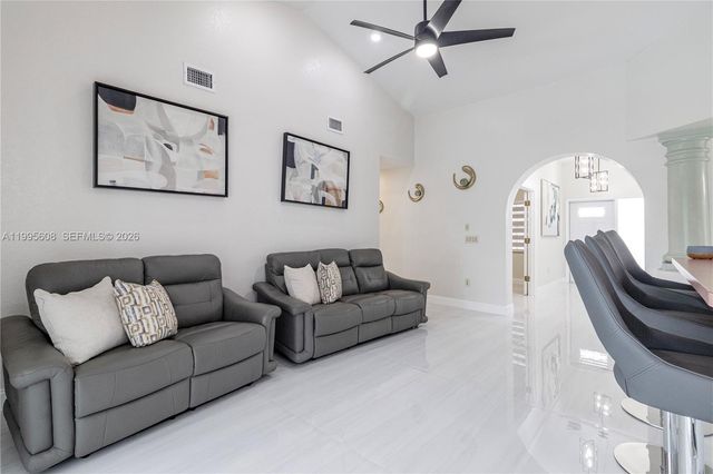 19971 MIDWAY BLVD, Port Charlotte, FL 33948