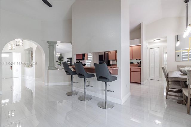 19971 MIDWAY BLVD, Port Charlotte, FL 33948