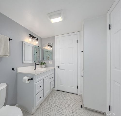 20872 Catamaran, Huntington Beach, CA 92646