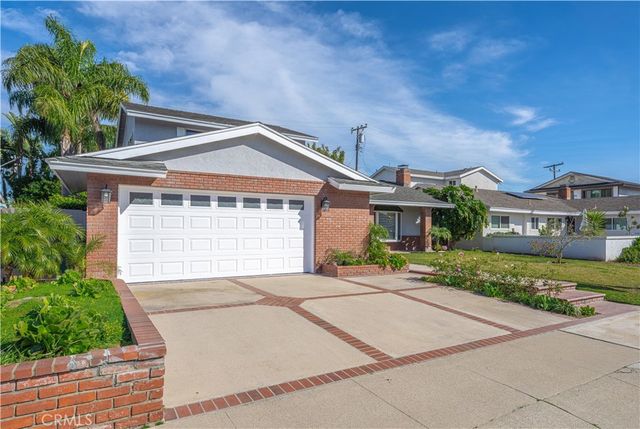20872 Catamaran, Huntington Beach, CA 92646