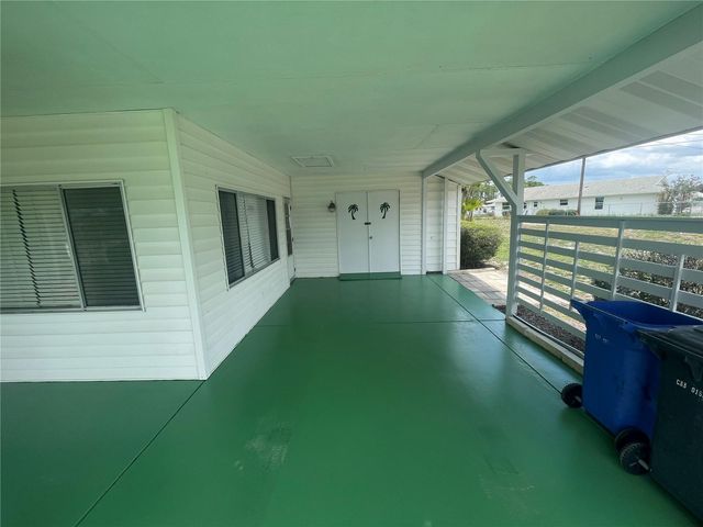 701 CYPRESS PLACE, Sun City Center, FL 33573