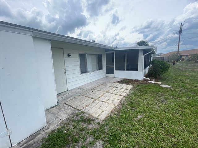 701 CYPRESS PLACE, Sun City Center, FL 33573
