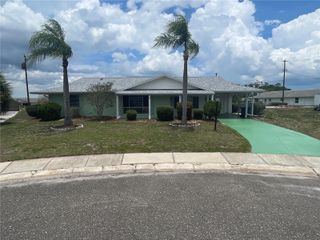 701 CYPRESS PLACE, Sun City Center, FL 33573
