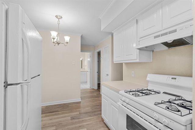 102 Strand St Street 31, Galveston, TX 77550