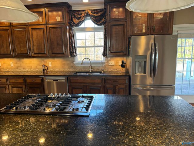 930 County Road 361, Fort Payne, AL 35967