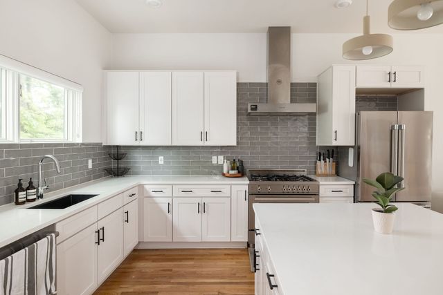 701 Taylor St, Nashville, TN 37208