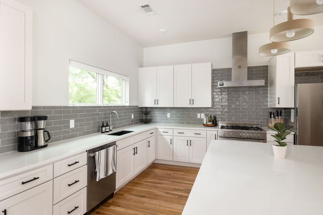 701 Taylor St, Nashville, TN 37208