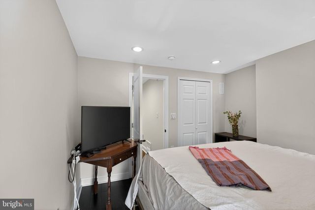 2314 EMERALD ST, Philadelphia, PA 19125