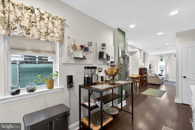 2314 EMERALD ST, Philadelphia, PA 19125