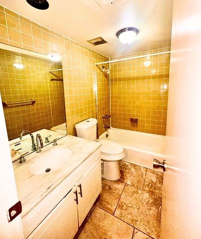 556 E Avenue J B, Grand Prairie, TX 75050