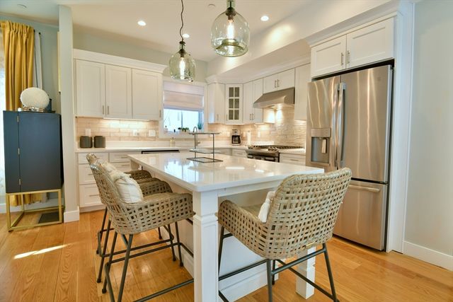 145 Stoughton St 5, Boston, MA 02125