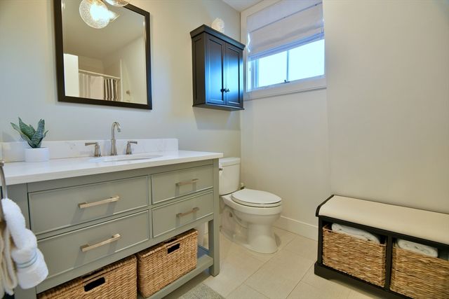 145 Stoughton St 5, Boston, MA 02125