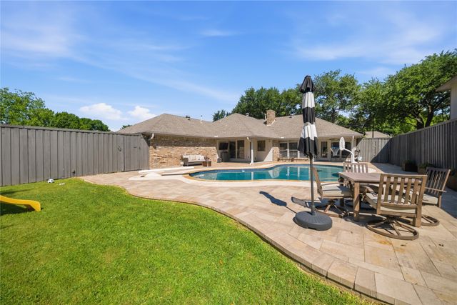 118 Willowcrest Drive, Garland, TX 75040