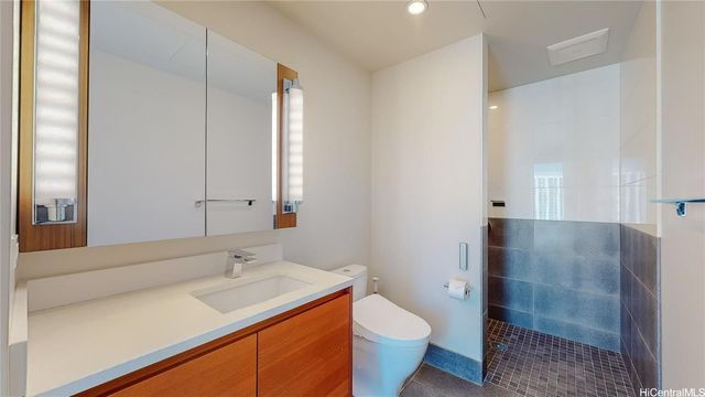 1108 Auahi Street 3201, Honolulu, HI 96814