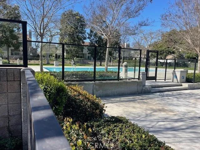 73 Fallingstar, Irvine, CA 92614