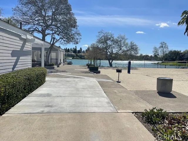 73 Fallingstar, Irvine, CA 92614