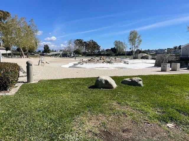 73 Fallingstar, Irvine, CA 92614