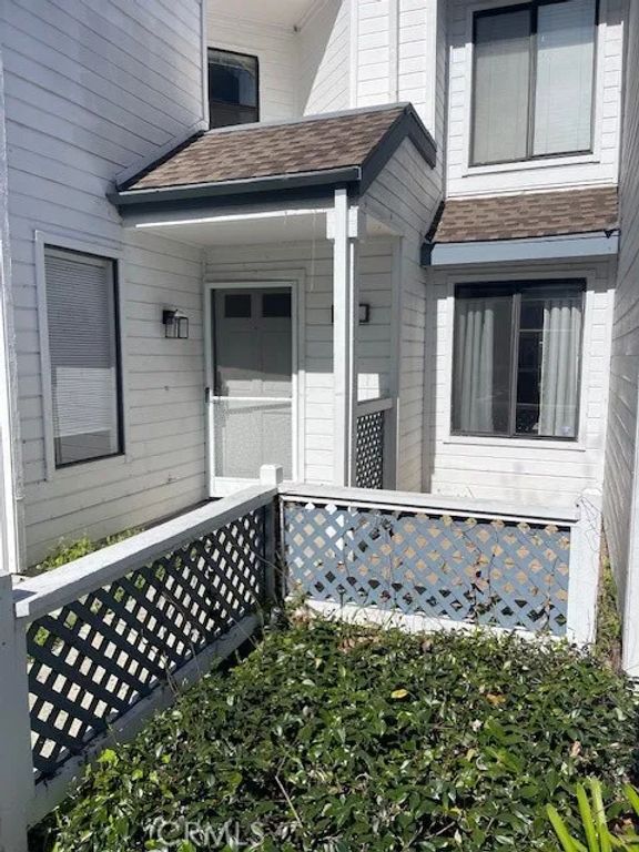 73 Fallingstar, Irvine, CA 92614