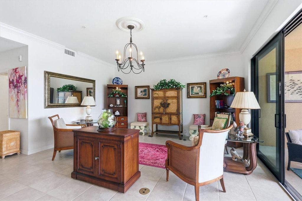Image 24 of property listing at 23160 BANBURY WAY 102, Venice, FL 34293