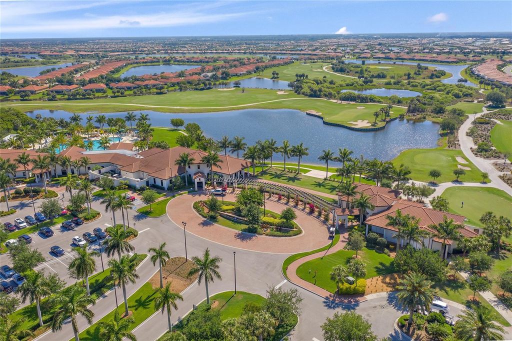 Image 39 of property listing at 23160 BANBURY WAY 102, Venice, FL 34293